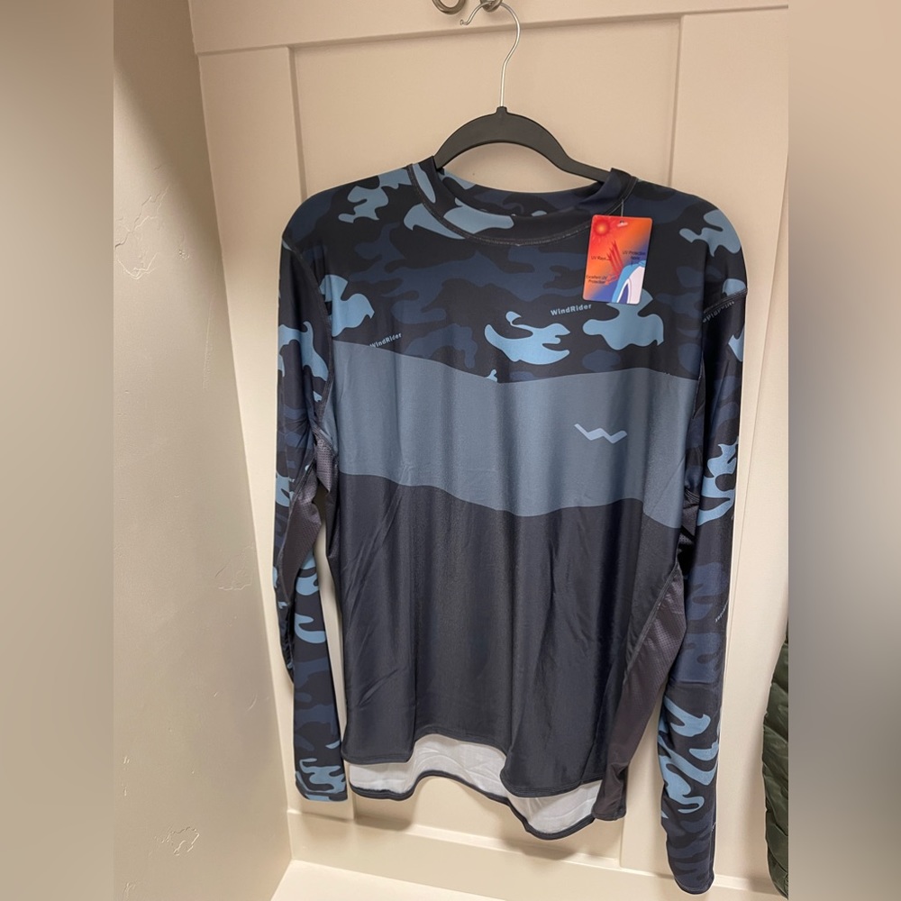 Windriver fishing shirt. UPF protection Large new with tag.